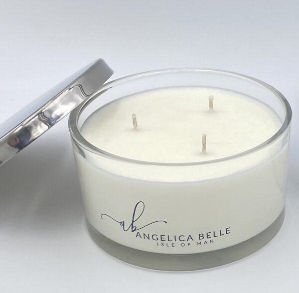 Relaxing 420g 100% natural essential oils Soy Candle
